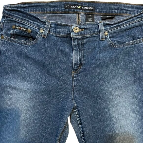 DKNY SOHO JEAN 12R, SiZe 12 - Picture 2 of 5